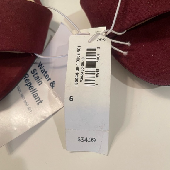 Size 6 | Old Navy | Maroon Faux-Suede High Heels | NWT - Picture 11 of 12